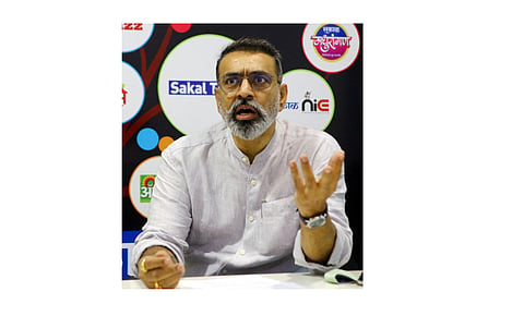Why do Mundhe 'out of order' who tell rules?, Mayor Joshi's question