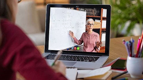 Online offline education 10th and 12th exam Corona closed school for year