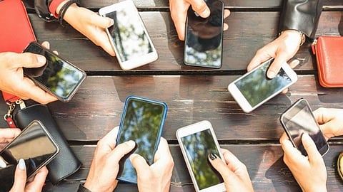 these 5g smartphone are launched soon in the Indian market Marathi article