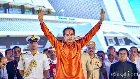 मोठी बातमी - मुख्यमंत्री उद्धव ठाकरे यांचा आमदार होण्याचा मार्ग मोकळा... 