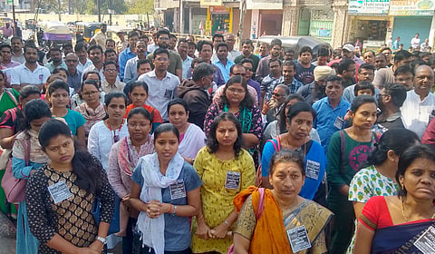 bank employ protest 
