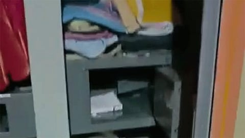 Robbery In Gajanan Khape Closed House In Nipani 