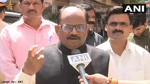 सरकारने पंचनामे न करता शेतकऱ्यांना ताबडतोब सरसकट आर्थिक मदत करावी -डॉ. अनिल बोंडे 