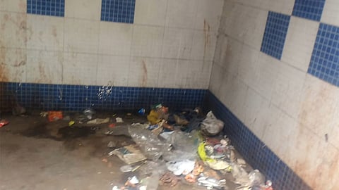 भुयारी मार्ग बनला कचराकुंडी ! (व्हिडिओ)