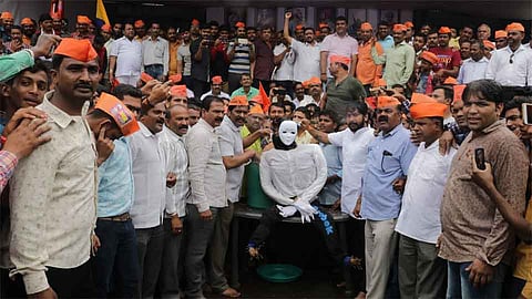 #MarathaKrantiMorcha कोल्हापूरातील दसरा चाैकमधील आंदोलनास वाढता पाठींबा
