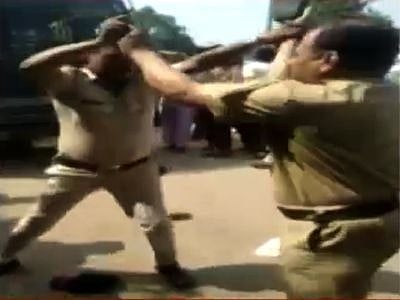 police fighting