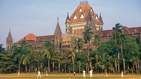 हत्येच्या आरोपातील दोषींना पॅरोल मंजूर, पण घरातून बाहेर पडता येणार नाही - उच्च न्यायालय