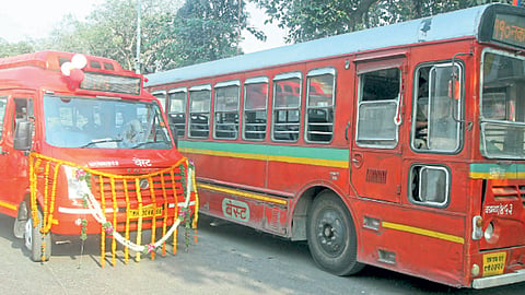 Bus