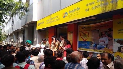 पीएमसी बँक: सामान्य खातेदारांची जबाबदारी कोणाची? 