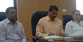 Valase Patil said that Solapur planing is better than Pune