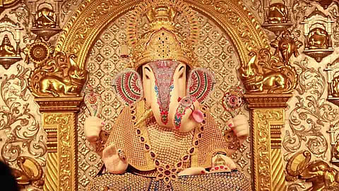 These are five special things related to Dagdusheth Ganapati Temple