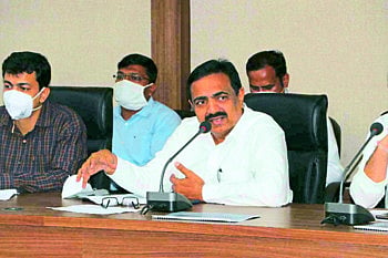 Jayant patil meeting.jpg