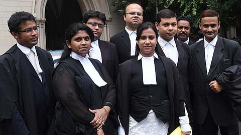 Junior_Lawyers