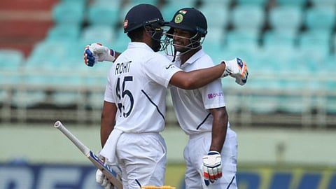 INDvsSA : बाहेर कोहली आणि आत रोहितमुळेच हे शक्य झालं : मयांक 