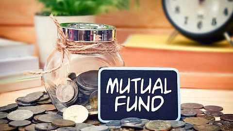 Mutual Fund च्या तीन जबरदस्त स्कीम; वर्षभरात लाखाचे होतील दोन लाख 