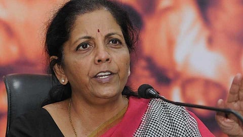 बँकांबाबत अर्थमंत्री सीतारामन यांचा मोठा निर्णय; आता...