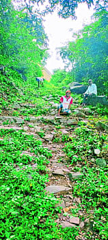 The footsteps on the fort took a deep breath