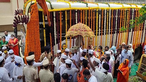 Palakhi_Bus