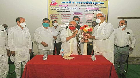 Political juggling of leaders at yeola nashik marathi news