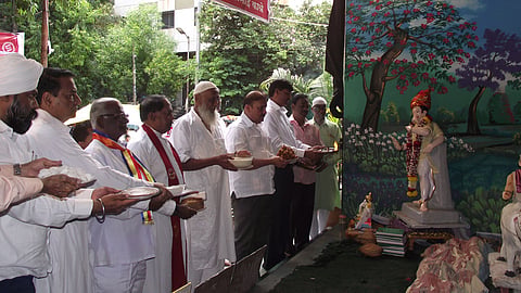 उत्सवातून घडते अनेकतेतून एकतेचे दर्शन : डॉ. धेंडे 