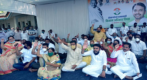 Repeal the Unjust Farmers Act; Minister of State Vishwajeet Kadam; Congress's Sangli Satyagraha movement