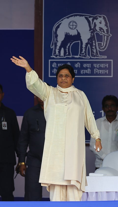भारत हिंदू नव्हे धर्मनिरपेक्ष राष्ट्र 