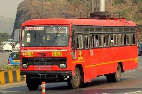  The bus came from the border of Pakistan