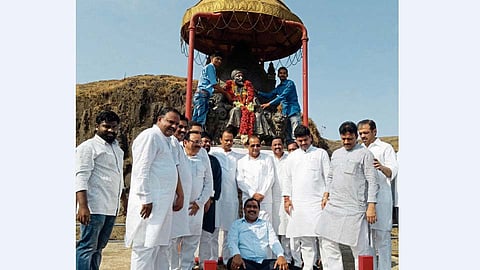 संघर्ष यात्रेचा अंतिम टप्पा रायगडावरून सुरू