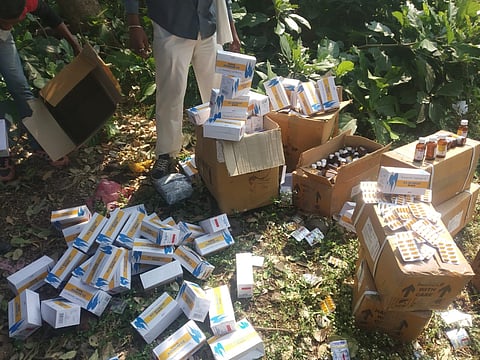 The Danapur Health Center did not destroy the expired medicine but kept it in the center premises.jpg