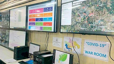पिंपरी - महापालिकेने स्मार्ट सिटीअंतर्गत तयार केलेली ‘वॉर रूम’.