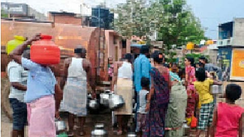 सारांश : झळा लागल्या जिवा...