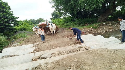 बीड रस्ता.jpg