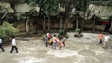 गतीमंद बालसुधारगृहात अचानक कोरोनाचा फैलाव!  तब्बल इतक्या जणांना झाली बाधा