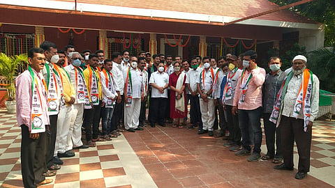 रावेर, यावल तालुक्यातील भाजपचे कार्यकर्ते राष्ट्रवादीच्या तंबूत !  