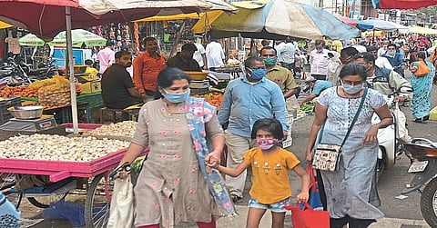 Weekly market started in Sangli; corona rules Binding to customers as well as sellers