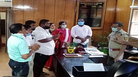 Maharashtra Ekikaran Yuva Samiti demand for red yellow flag belgaum