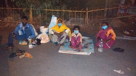 The condition of the family is due to traffic closure along the Maharashtra-Karnataka border