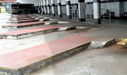 passengers gave no responce to st bus