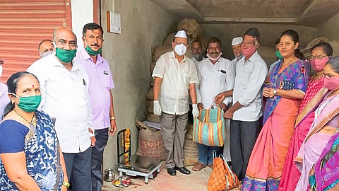 After Independence In Chinchewadi And Masewadi Villages Grain Shop Kolhapur Marathi News