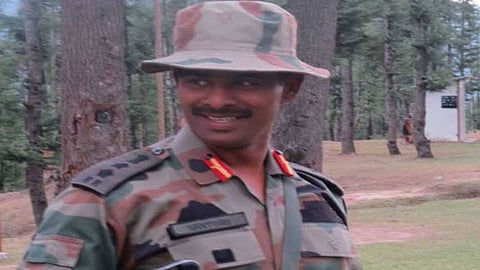 साताऱ्याच्या वीरपुत्रास कुपवाडात '41 राष्ट्रीय रायफल्स'कडून मानवंदना; महाडिकांच्या बलिदानास पाच वर्षे पूर्ण!