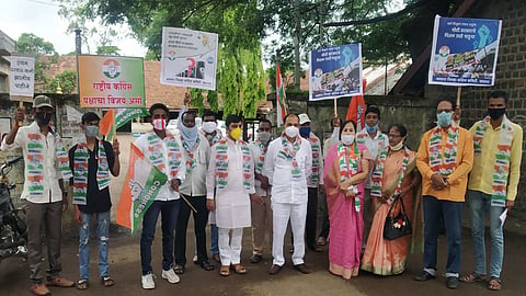 Video : जुलमी इंधन दरवाढ केंद्र सरकारने मागे घ्यावी; मेढ्यात कॉंग्रेसचे धरणे आंदाेलन