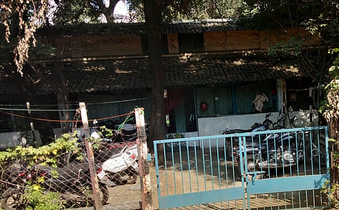  नागपूर ः निवासी गाळ्यांमधील सायकल स्टॅण्ड 