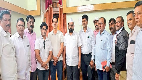 Funding Of Rs 10 Lakh Was Received For Gadhinglaj Sports Complex Kolhapur Marathi News