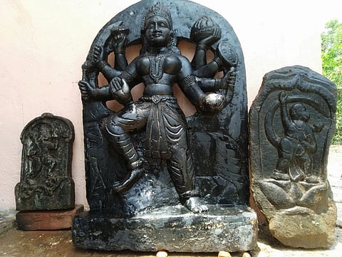 The idols of Goddess Durga and Hanuman were found yesterday at Vaddebail