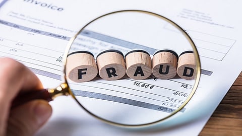 fraud message of 25 lakh rupees for people it's fraud message in dabhol ratnagiri