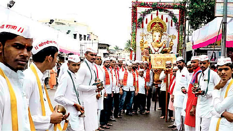 सात दिवसांच्या गणरायाला निरोप
