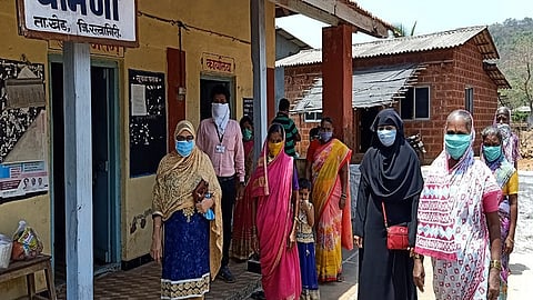 The 9 women gave a helping hand out of household expenses