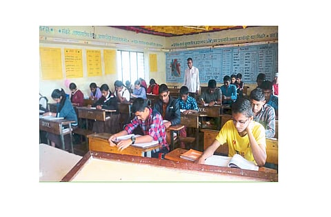 Morning and night classes in schools in Kovad area Kolhapur Marathi News 