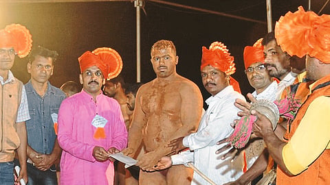 sagar moholkar wrestling kolhapur chandgad