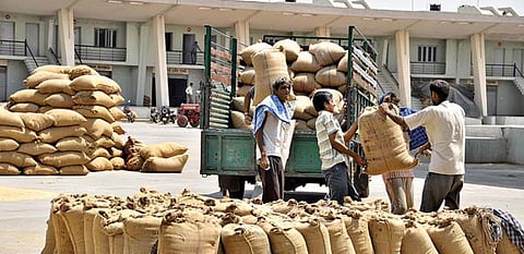 How to unload grains without leber